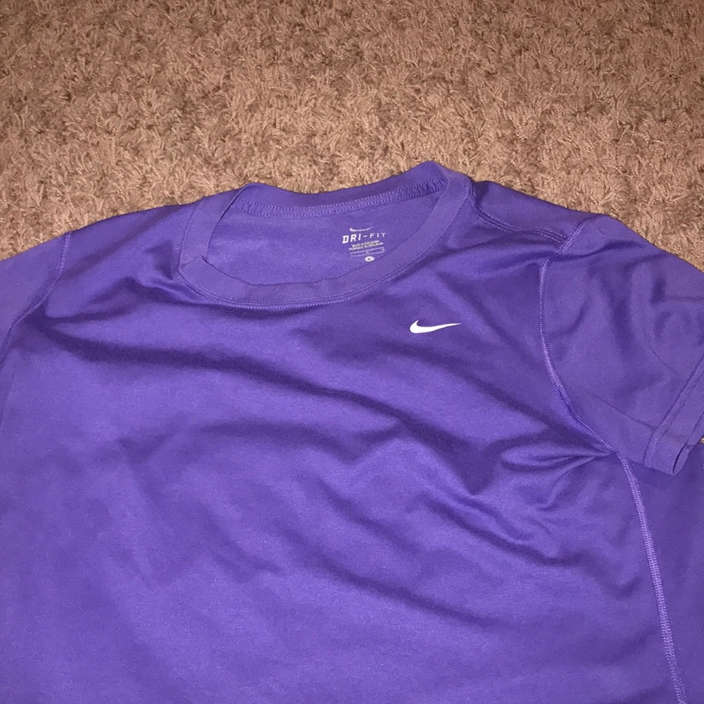 Nike dri fit tee